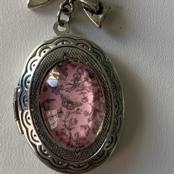 Necklace locket butterfly pink toile - Picture 2 of 10